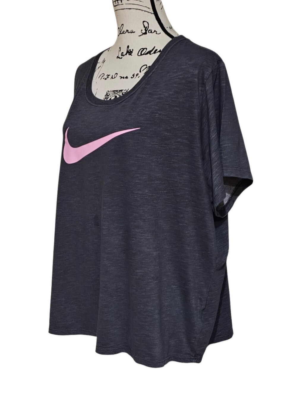 Nike Boxy Tee in Dark Gray with Pink Swoosh - Picture 2 of 7